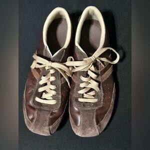 Women's  ‘Girls Rock’ Skechers Shoes Sz 9